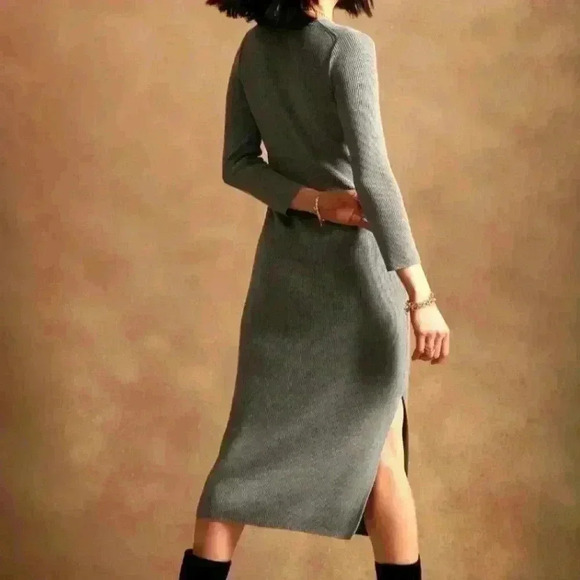 Banana Republic Scoop-Neck Midi Dress - Picture 4 of 14